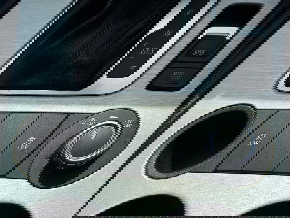 Volkswagen Touareg 3.0 TDI V6 BlueMotion Tech R-Line Tiptronic 4WD Euro 5 (s/s) 5dr