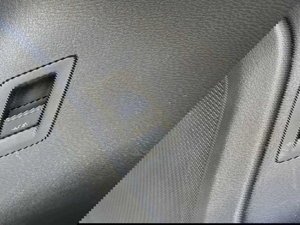 Volkswagen Touareg 3.0 TDI V6 BlueMotion Tech R-Line Tiptronic 4WD Euro 5 (s/s) 5dr