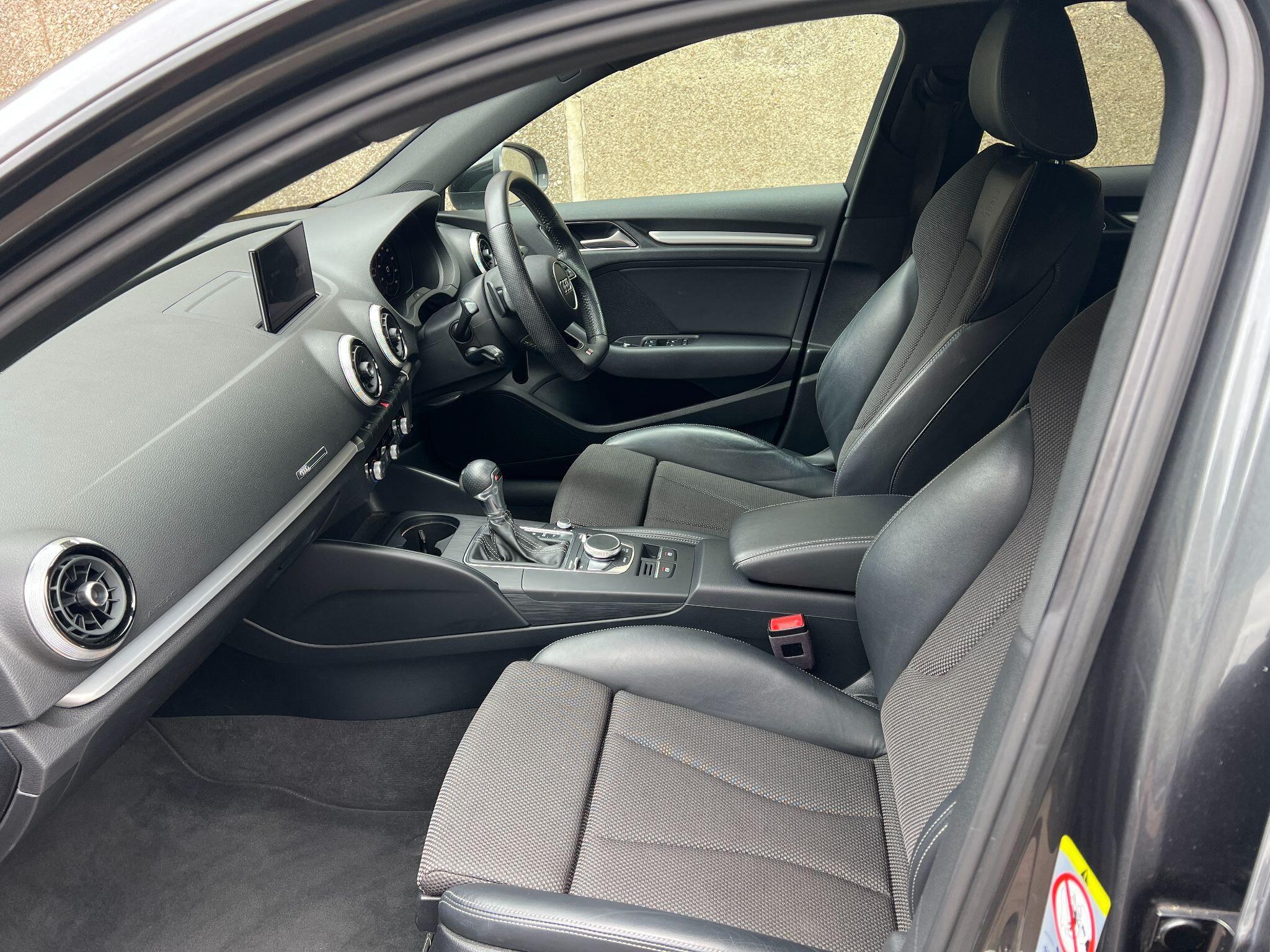 Audi A3 1.5 TFSI CoD 35 Black Edition Sportback S Tronic Euro 6 (s/s) 5dr 5dr Automatic 2026