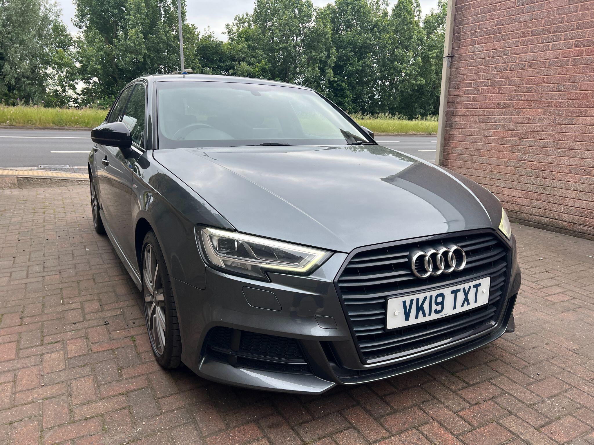 Audi A3 1.5 TFSI CoD 35 Black Edition Sportback S Tronic Euro 6 (s/s) 5dr 5dr Automatic 2026