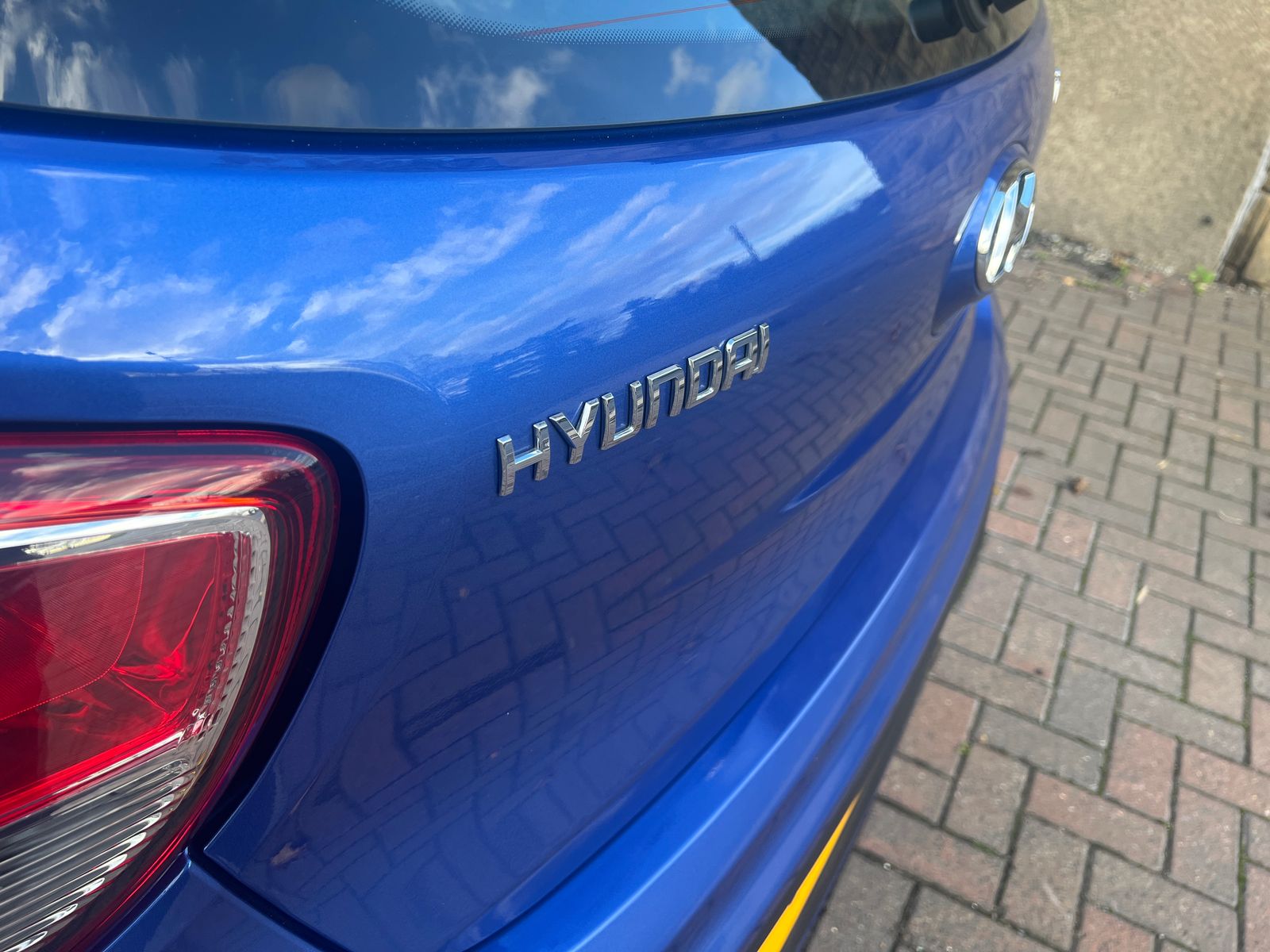 Hyundai I10 1.0L I10 SE Hatchback 5dr Petrol Manual Euro 6 (65 bhp) 5dr Manual 2025