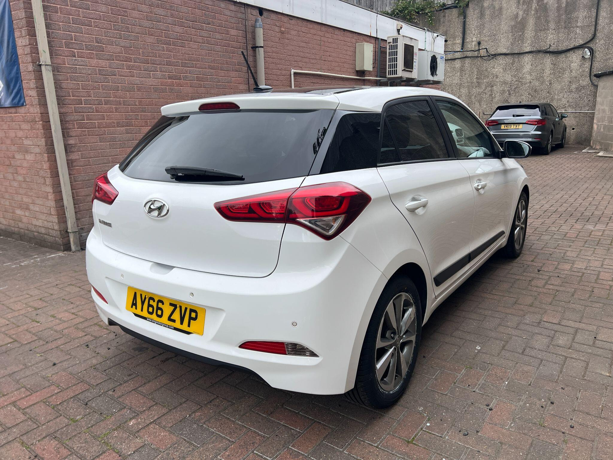 Hyundai I20 1.2 Premium SE Euro 6 5dr 5dr Manual 2026