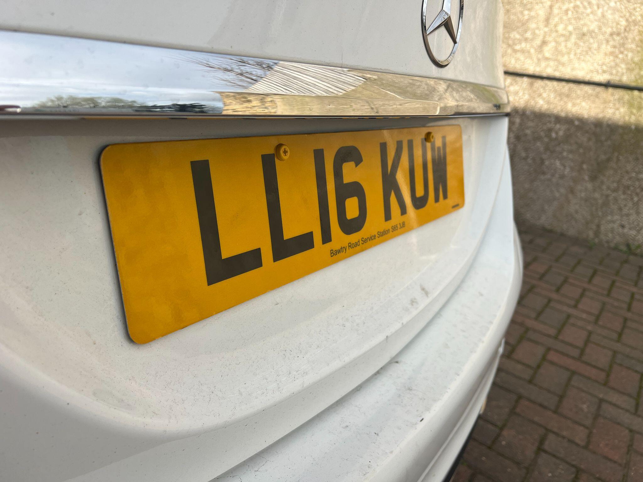 Mercedes-Benz C Class 2.0 C350e 6.4kWh Sport (Premium) G-Tronic+ Euro 6 (s/s) 4dr 4dr Automatic 2026