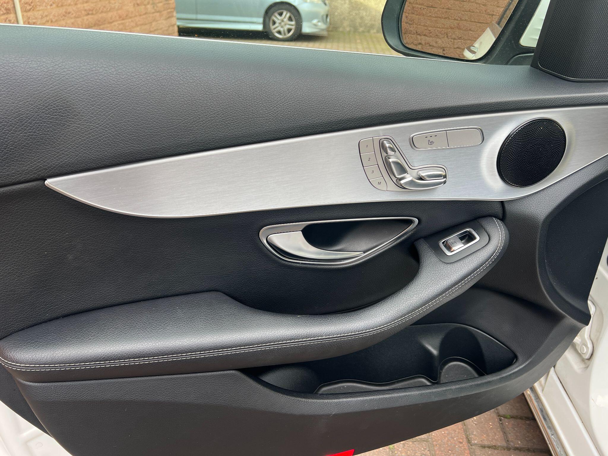 Mercedes-Benz C Class 2.0 C350e 6.4kWh Sport (Premium) G-Tronic+ Euro 6 (s/s) 4dr 4dr Automatic 2026