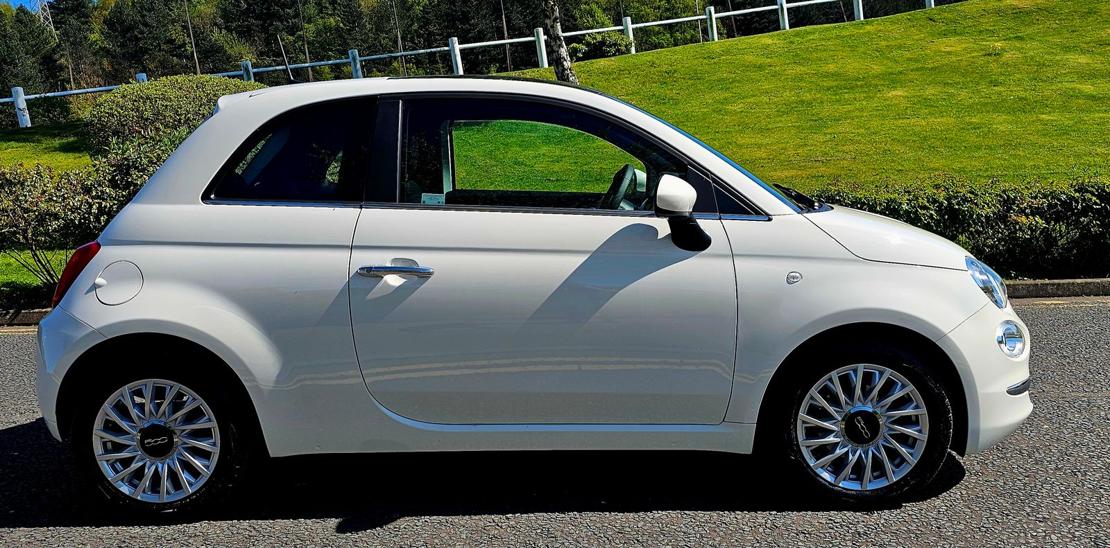 2024 Fiat 500 1.0 MHEV Hatchback 3dr Petrol Manual Euro 6 (s/s) (70 bhp), exterior view 4