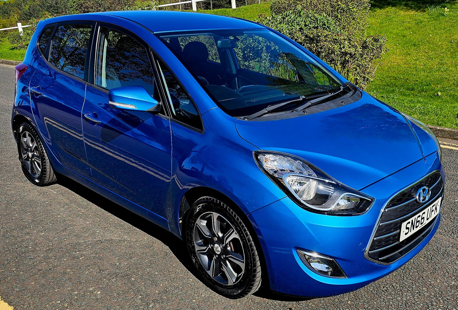 2016 Hyundai IX20 1.6 SE Hatchback 5dr Petrol Auto Euro 6 (125 ps), exterior view 4