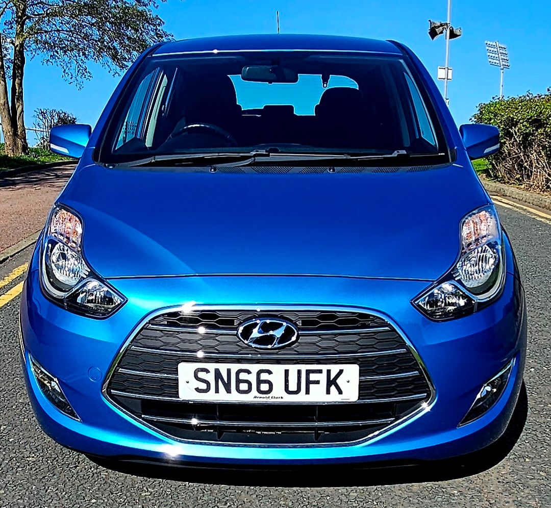 2016 Hyundai IX20 1.6 SE Hatchback 5dr Petrol Auto Euro 6 (125 ps), exterior view 2