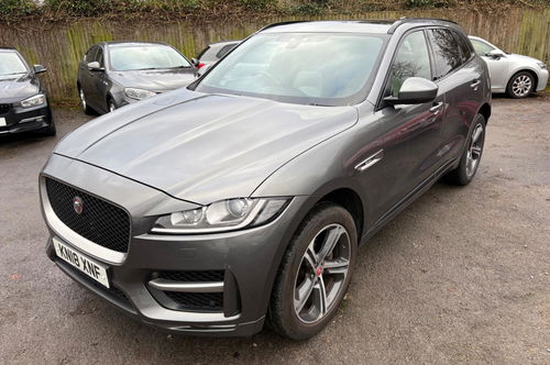 Jaguar F-PACE