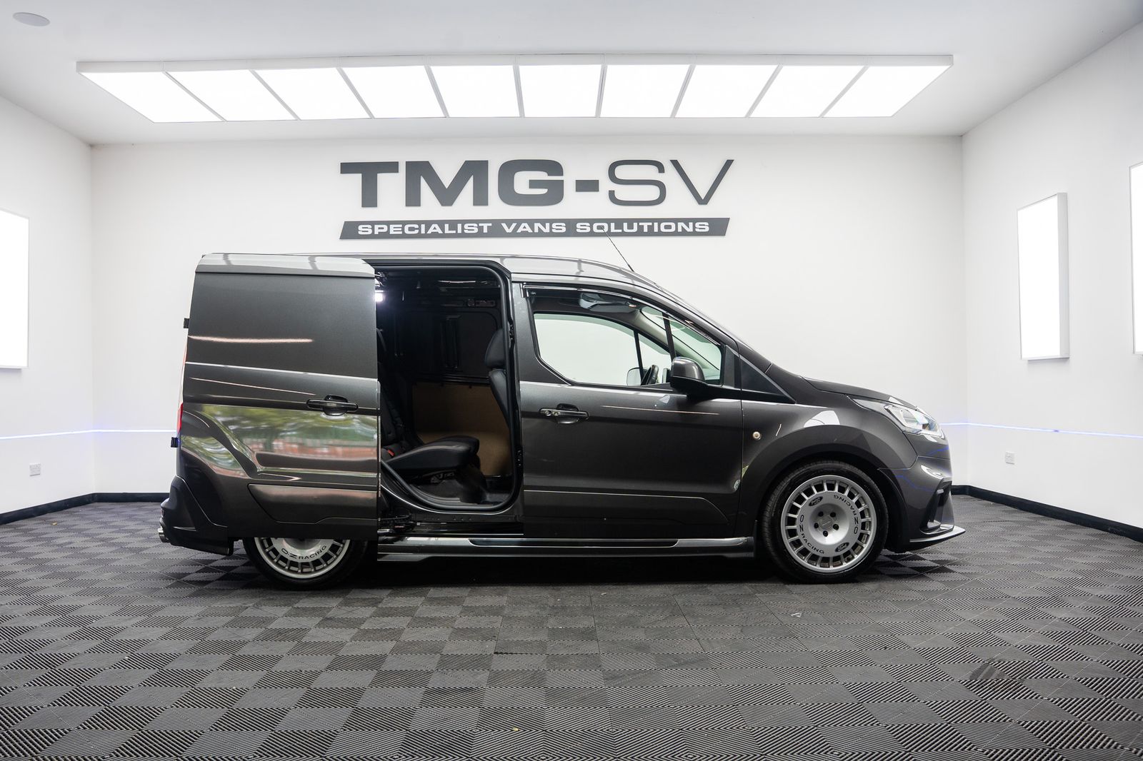 Ford Transit Connect 1.5 200 CONNECT Limited Panel Van 5dr Diesel Manual L1 5 SEAT KOMBI MS-RT 5dr Manual 2026