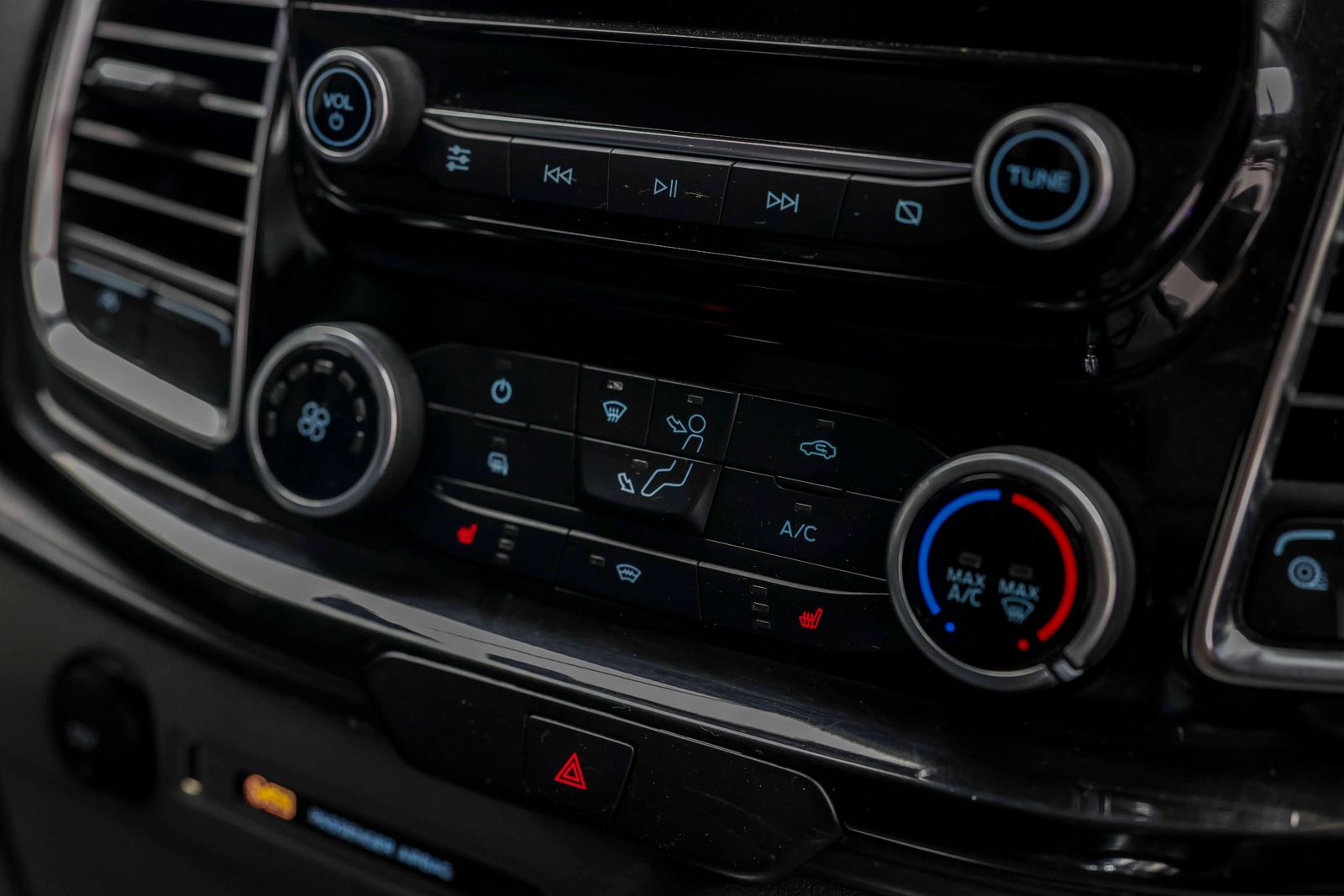 Ford Transit Custom 2.0 280 EcoBlue Limited Panel Van 5dr Diesel Manual L1 H1 Euro 6 (s/s) (130 ps) 5dr Manual 2026