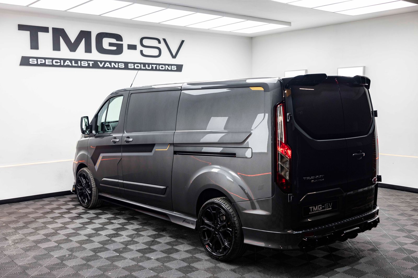 Ford Transit Custom 2.0 300 EcoBlue Limited Panel Van 5dr Diesel Manual L2 H1 Euro 6 (130 ps) RS SPORT 5dr Manual 2026