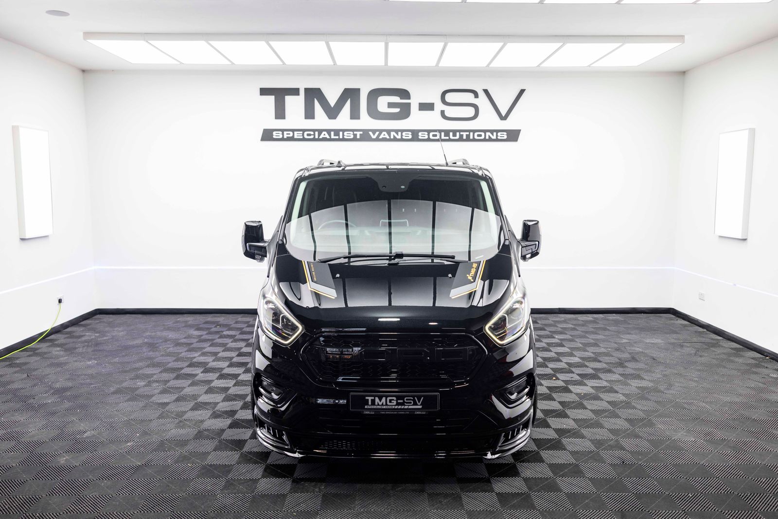 Ford Transit Custom 2.0 300 TRANSIT CUSTOM Limited Crew Van Double Cab 5dr Diesel Manual L1 H1 Euro 6 6 SEAT 170PS TMG RS SPORT 5dr Manual 2025