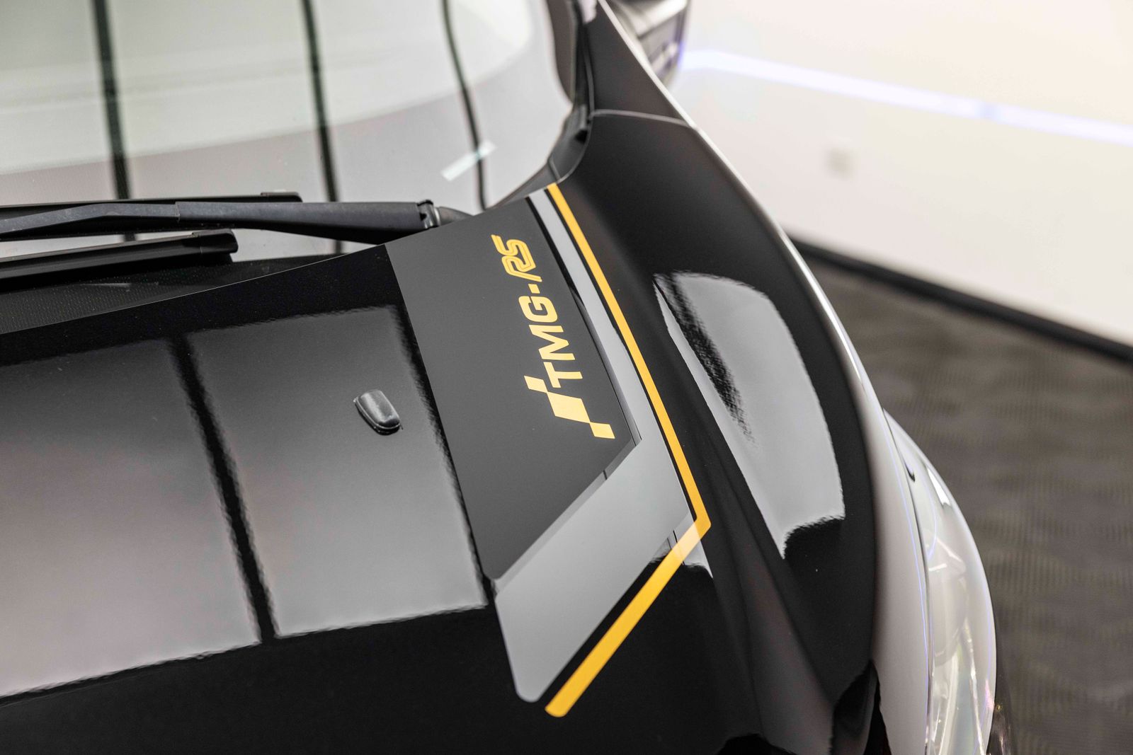 Ford Transit Custom 2.0 320 EcoBlue Limited Crew Van Double Cab 5dr Diesel Auto L1 H1 Euro 6 185PS TMG RS SPORT 5dr Automatic 2025