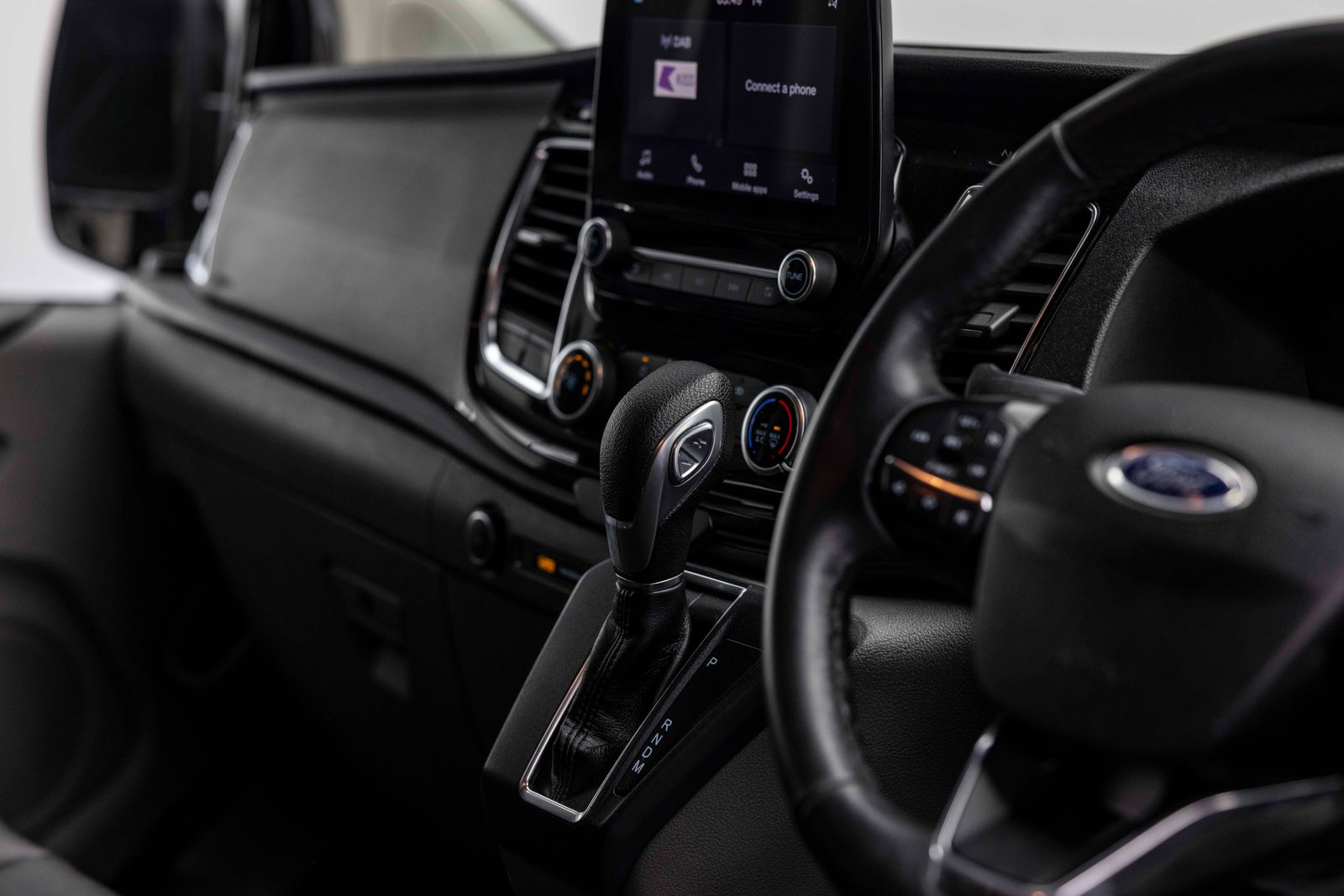 Ford Transit Custom 2.0 320 EcoBlue Limited Crew Van Double Cab 5dr Diesel Auto L1 H1 Euro 6 185PS TMG RS SPORT 5dr Automatic 2025