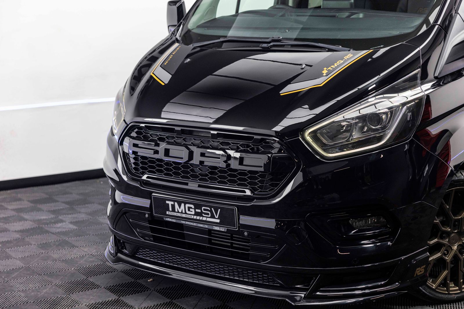 Ford Transit Custom 2.0 320 EcoBlue Limited Crew Van Double Cab 5dr Diesel Auto L1 H1 Euro 6 185PS TMG RS SPORT 5dr Automatic 2025