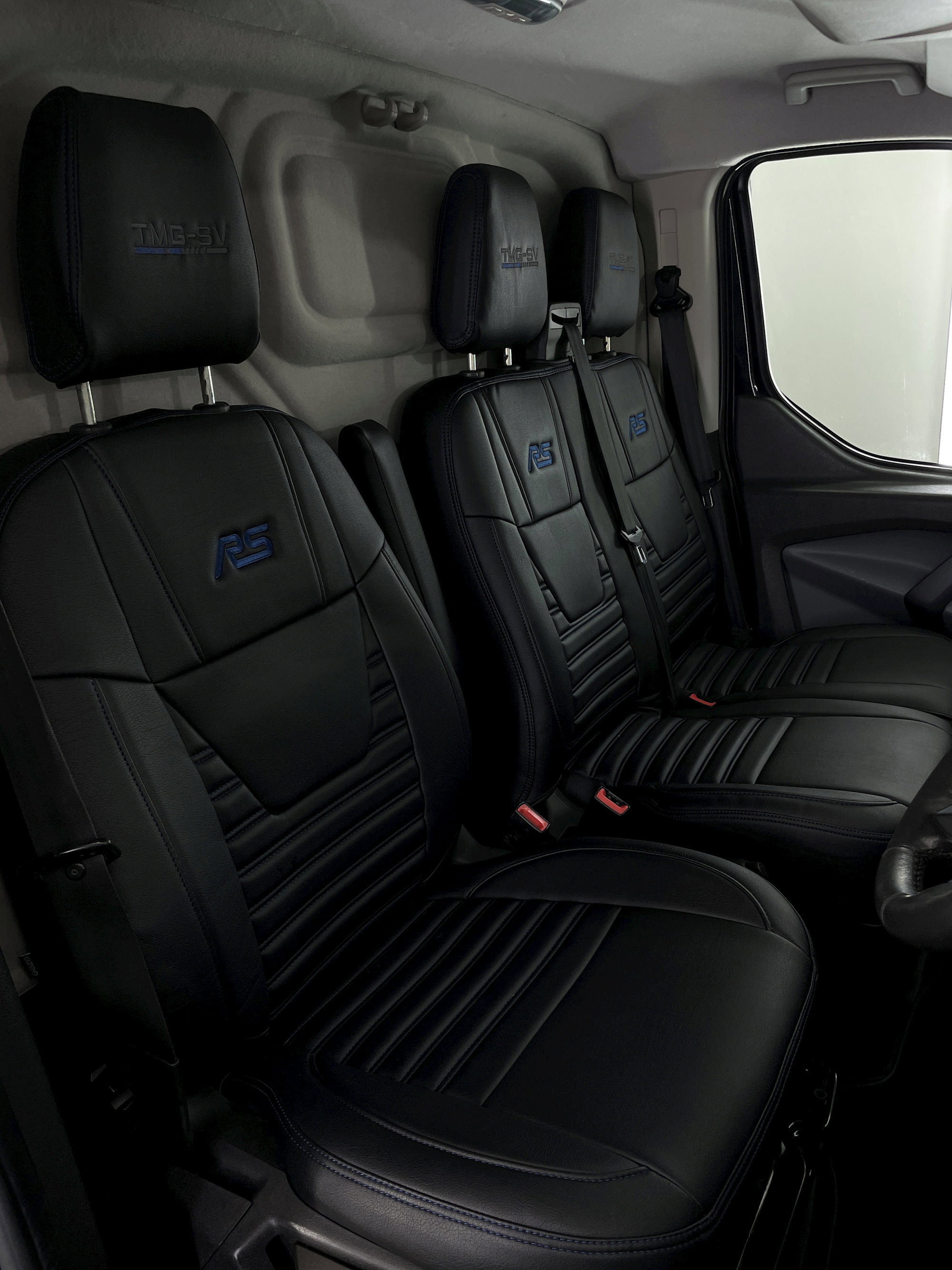 Ford Transit Custom 270 LIMITED LR P/V 0dr Manual 2026