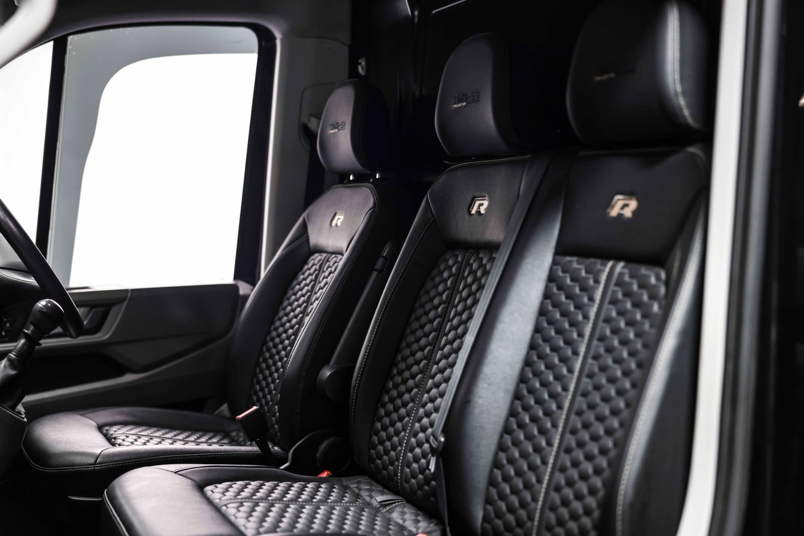 Man Tge 2.0 3140d LION XS Panel Van 5dr Diesel Manual FWD LWB High Roof Euro 6 (s/s) (140 ps) CRAFTER 5dr Manual 2026