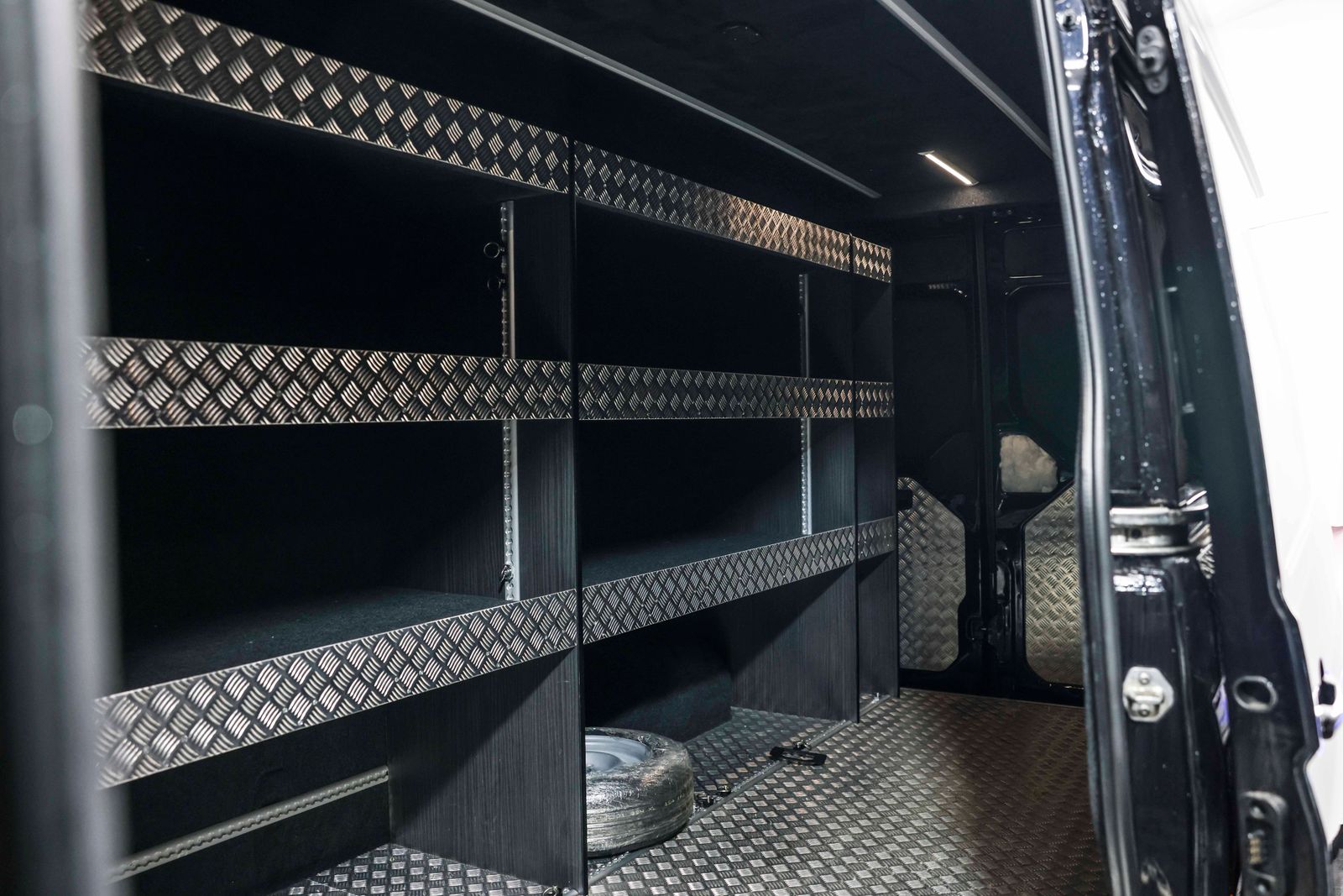 Man Tge 2.0 3140d LION XS Panel Van 5dr Diesel Manual FWD LWB High Roof Euro 6 (s/s) (140 ps) CRAFTER 5dr Manual 2026