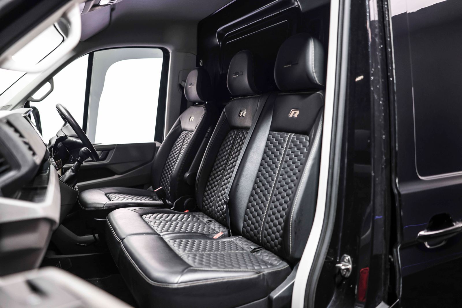 Man Tge 2.0 3140d LION XS Panel Van 5dr Diesel Manual FWD LWB High Roof Euro 6 (s/s) (140 ps) CRAFTER 5dr Manual 2026