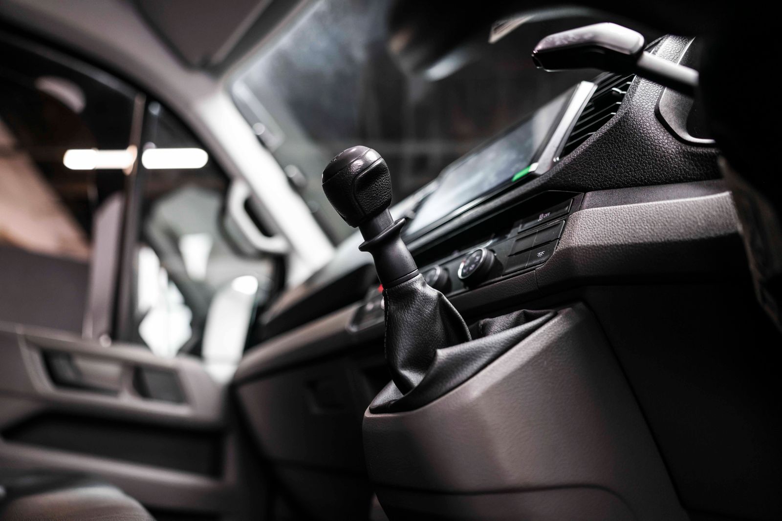 Man Tge 2.0 3140d LION XS Panel Van 5dr Diesel Manual FWD LWB High Roof Euro 6 (s/s) (140 ps) CRAFTER 5dr Manual 2026