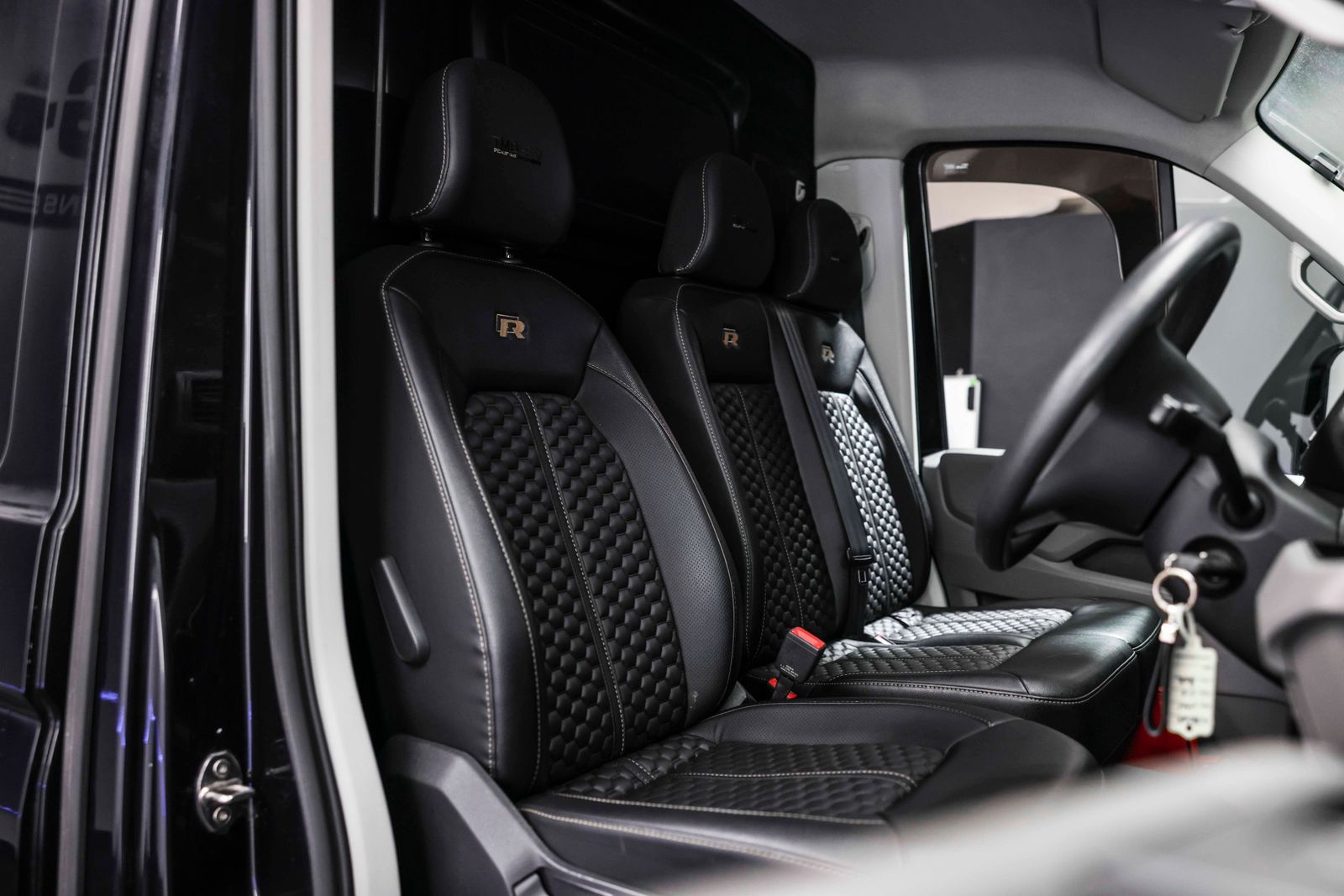 Man Tge 2.0 3140d LION XS Panel Van 5dr Diesel Manual FWD LWB High Roof Euro 6 (s/s) (140 ps) CRAFTER 5dr Manual 2026