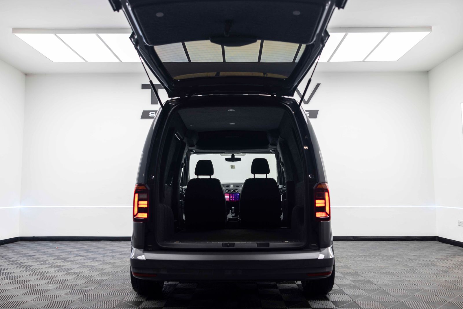 Volkswagen Caddy 2.0 TDI TMG R CADDY Tech Highline Panel Van 5dr Diesel DSG SWB DSG 5dr Automatic 2026