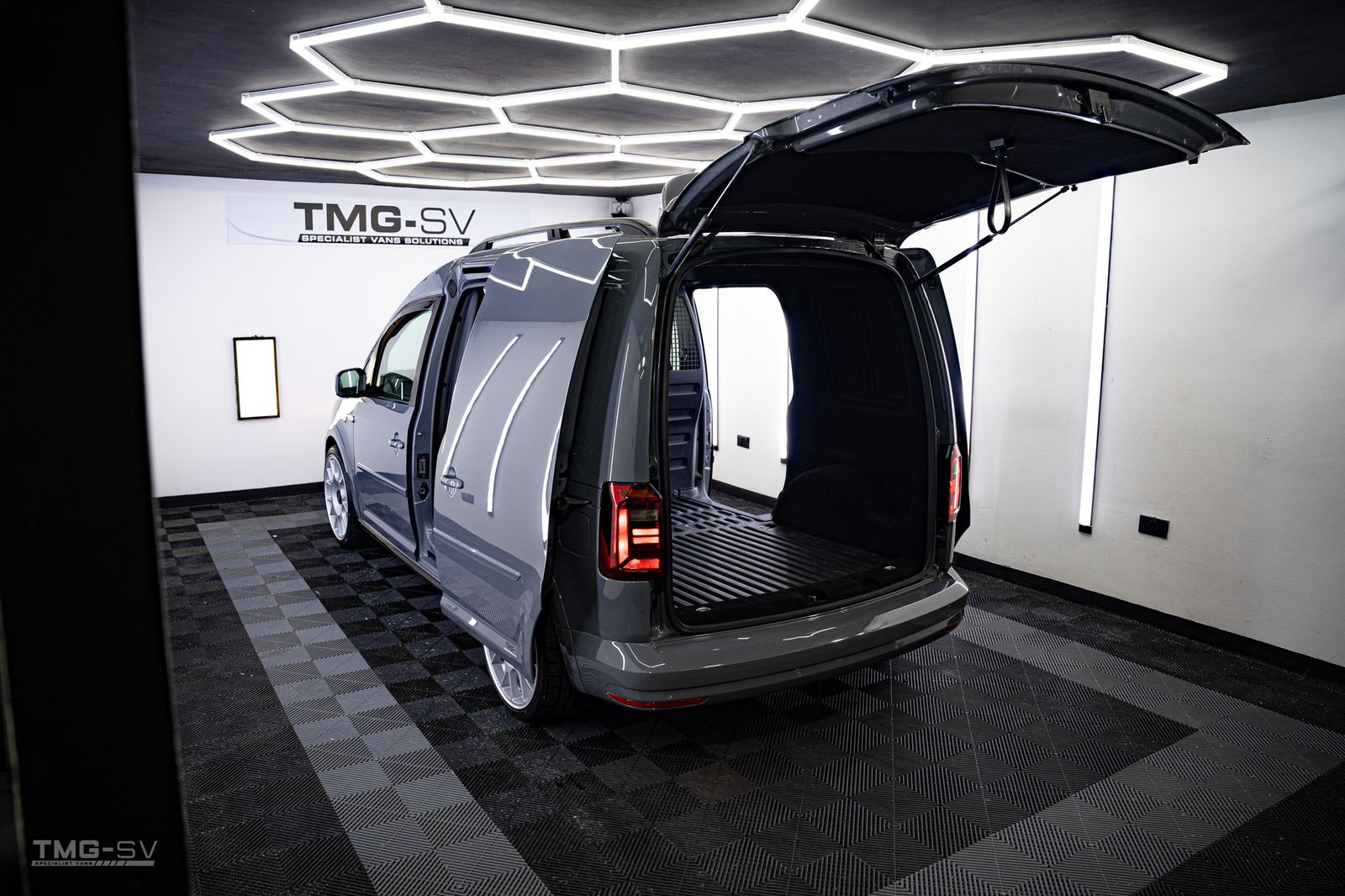 Volkswagen Caddy 2.0L C20 TDI HIGHLINE Diesel Manual Euro 6 TMG 5dr Manual 2026