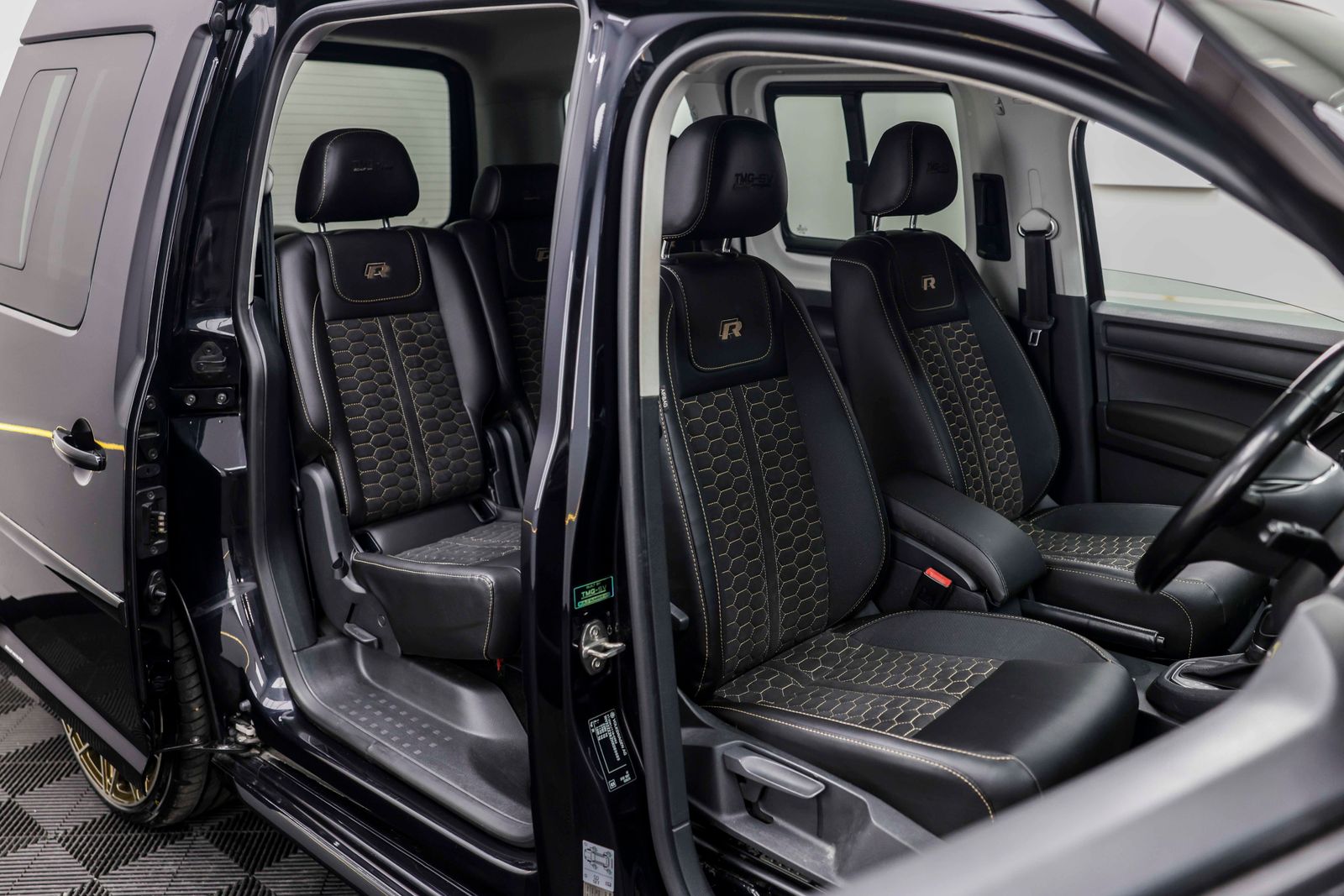 Volkswagen Caddy Life 2.0 TDI BlueMotion Tech MPV 5dr DSG TMG R 5dr Automatic 2026