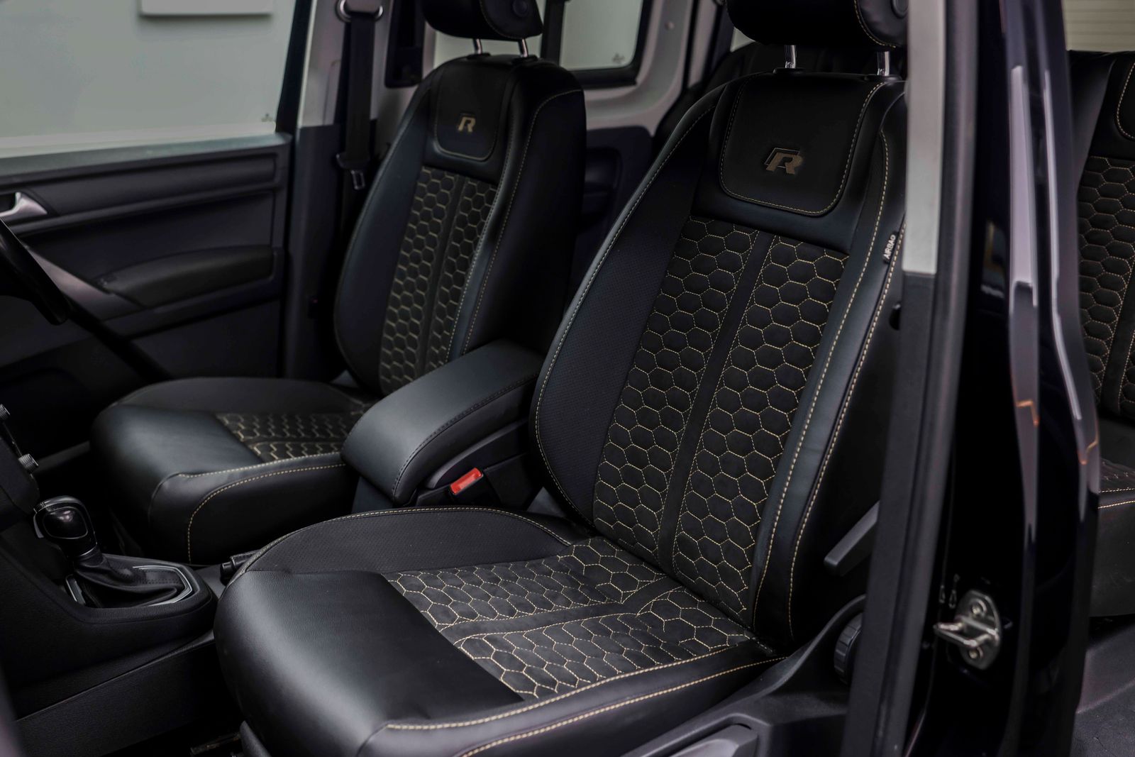 Volkswagen Caddy Life 2.0 TDI BlueMotion Tech MPV 5dr DSG TMG R 5dr Automatic 2026