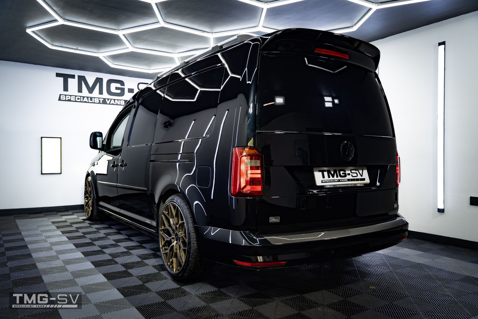 Volkswagen Caddy Maxi 2.0L C20 TDI HIGHLINE Diesel Euro 6 DSG KOMBI 5dr 2026