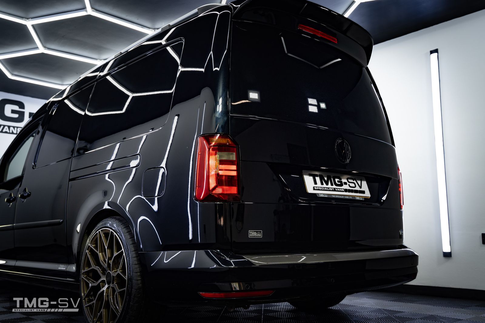 Volkswagen Caddy Maxi 2.0L C20 TDI HIGHLINE Diesel Euro 6 DSG KOMBI 5dr 2026