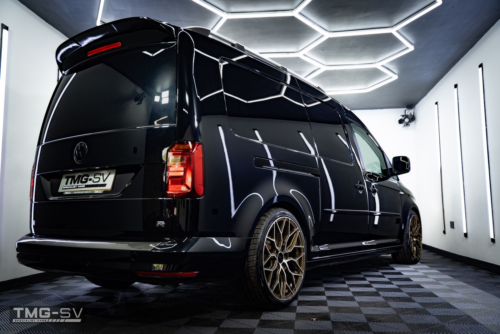 Volkswagen Caddy Maxi 2.0L C20 TDI HIGHLINE Diesel Euro 6 DSG KOMBI 5dr 2026