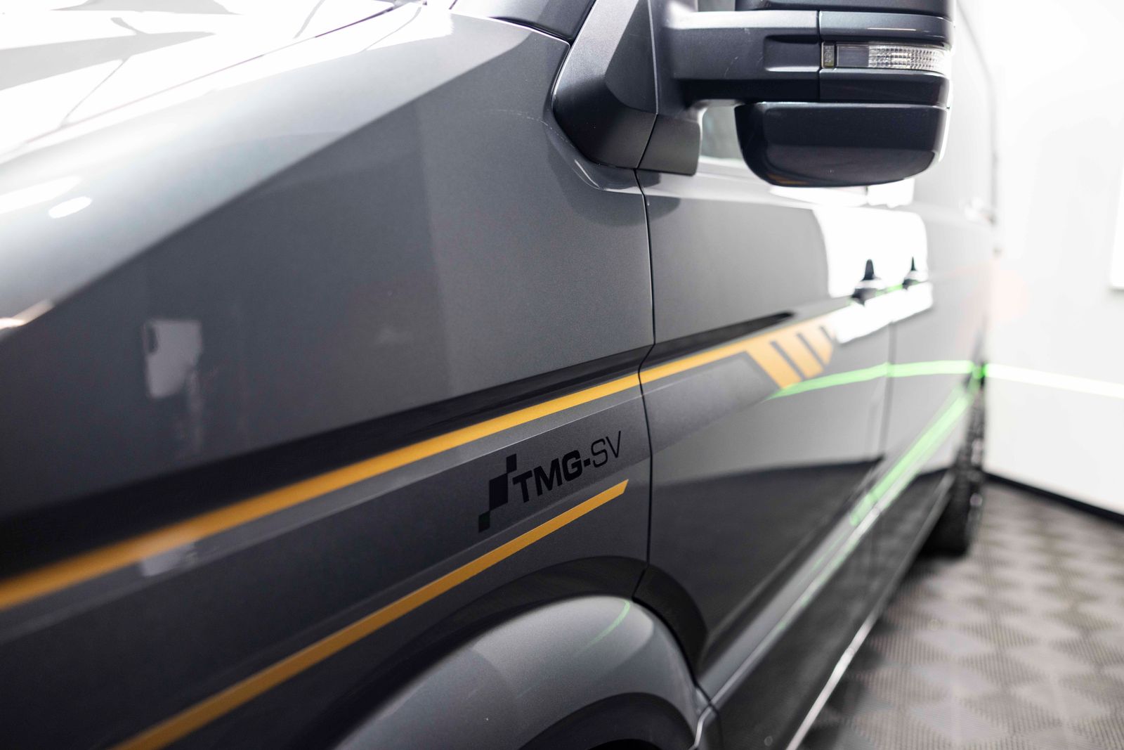 Volkswagen Crafter 2.0 TDI CRAFTER TMG R Trendline Panel Van 5dr Diesel Manual FWD MWB Euro 6 (s/s) (140 ps) 5dr Manual 2026