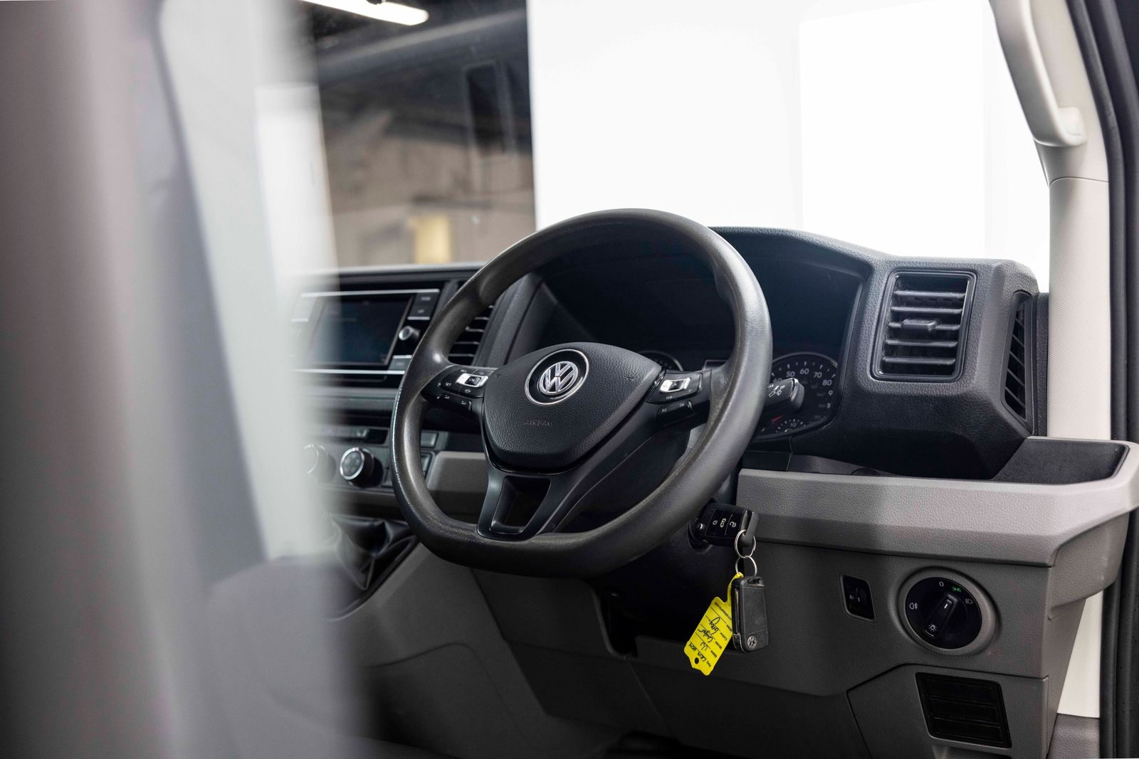 Volkswagen Crafter 2.0 TDI CRAFTER TMG R Trendline Panel Van 5dr Diesel Manual FWD MWB Euro 6 (s/s) (140 ps) 5dr Manual 2026