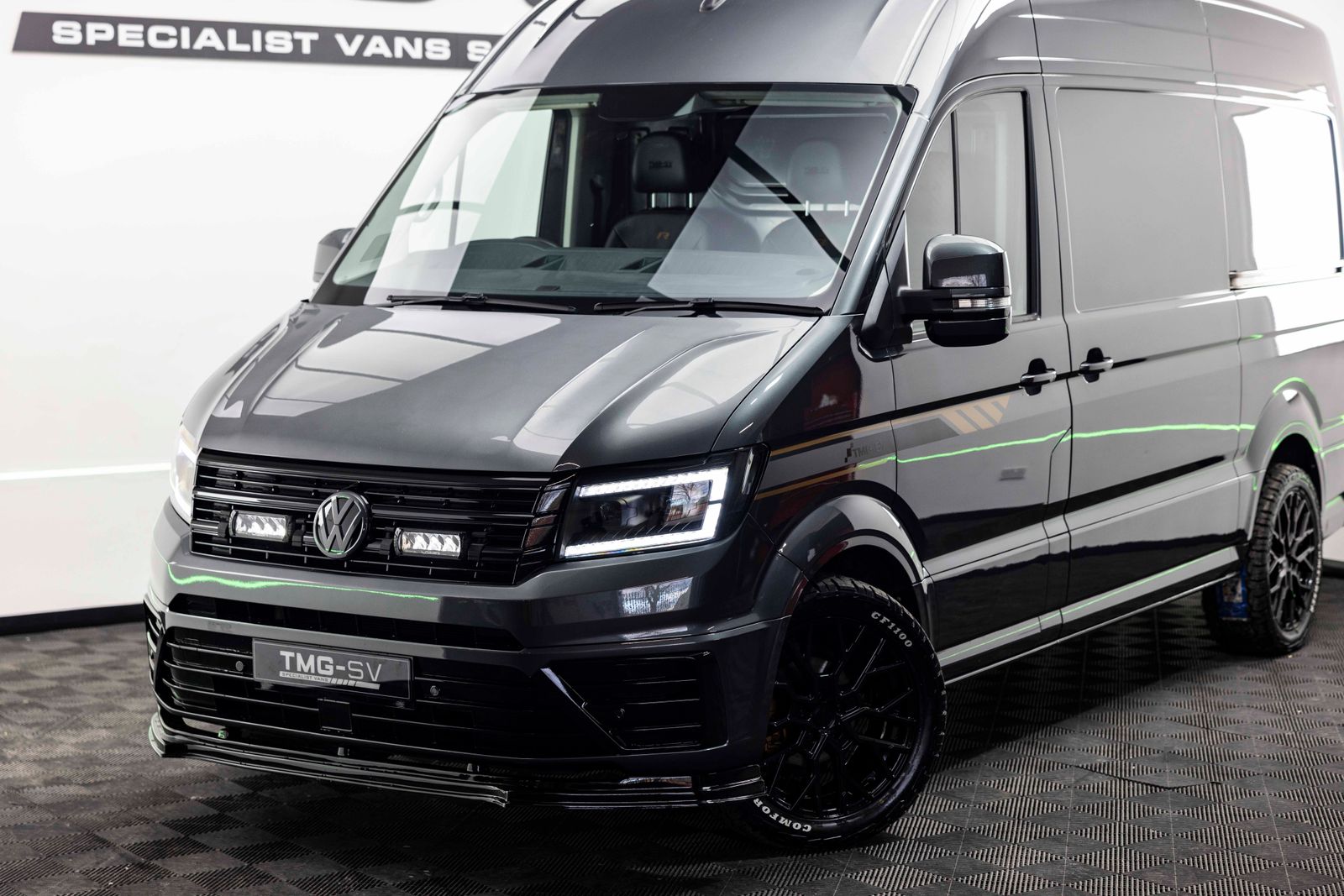 Volkswagen Crafter 2.0 TDI CRAFTER TMG R Trendline Panel Van 5dr Diesel Manual FWD MWB Euro 6 (s/s) (140 ps) 5dr Manual 2026