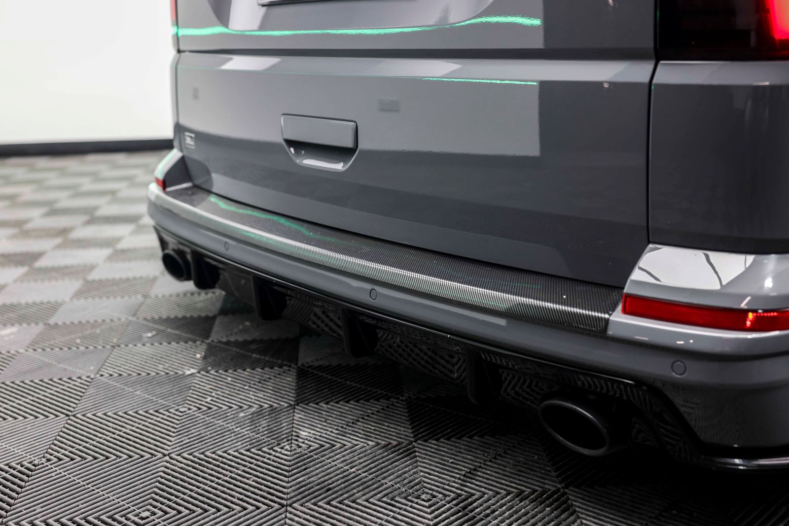 Volkswagen Transporter T6.1 2.0 BiTDI T32 Sportline Kombi Double Cab 5dr Diesel DSG FWD SWB Euro 6 (s/s) (204 ps) TMG R SHOWVAN 5dr Automatic 2026