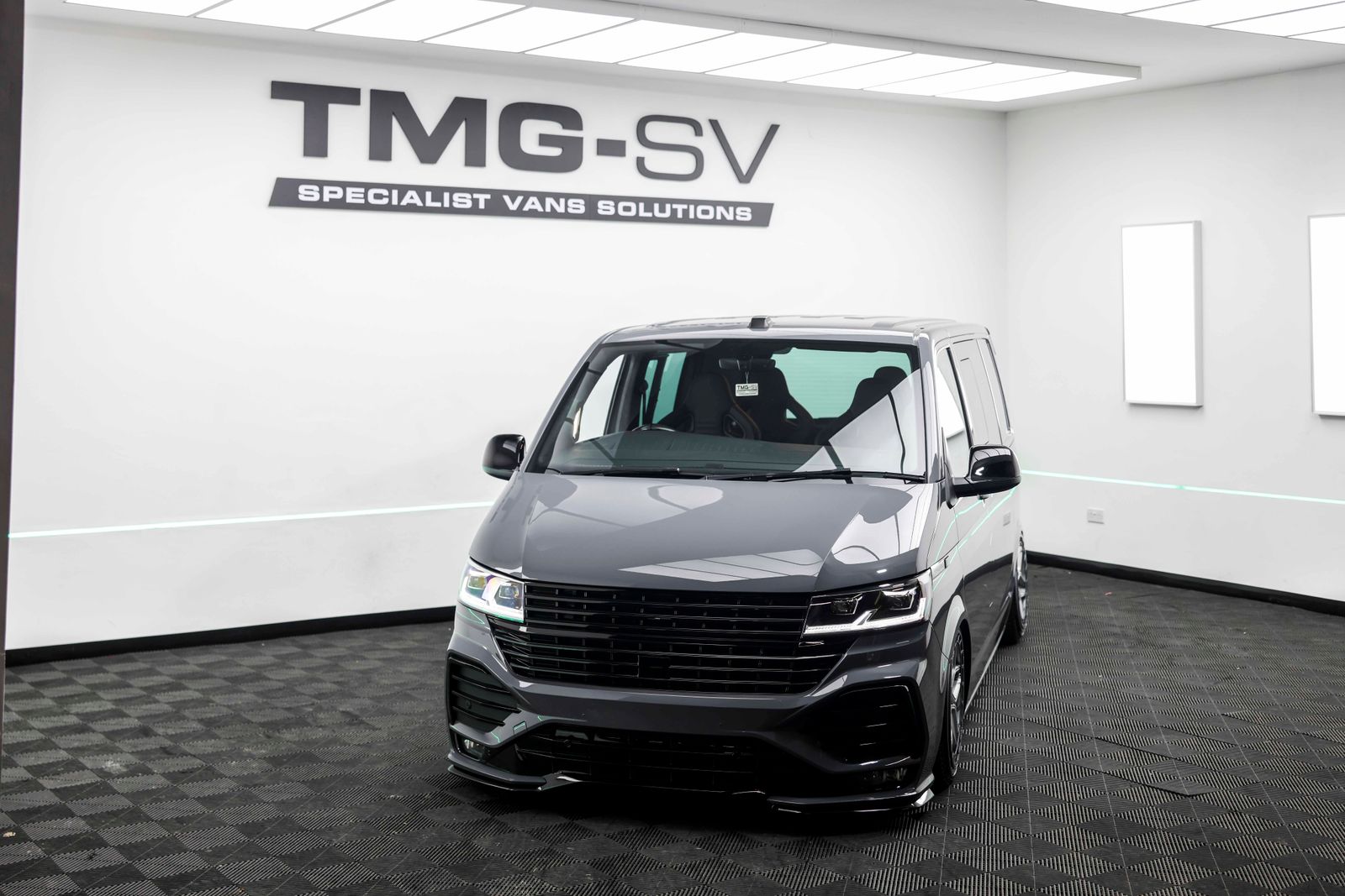 Volkswagen Transporter T6.1 2.0 BiTDI T32 Sportline Kombi Double Cab 5dr Diesel DSG FWD SWB Euro 6 (s/s) (204 ps) TMG R SHOWVAN 5dr Automatic 2026