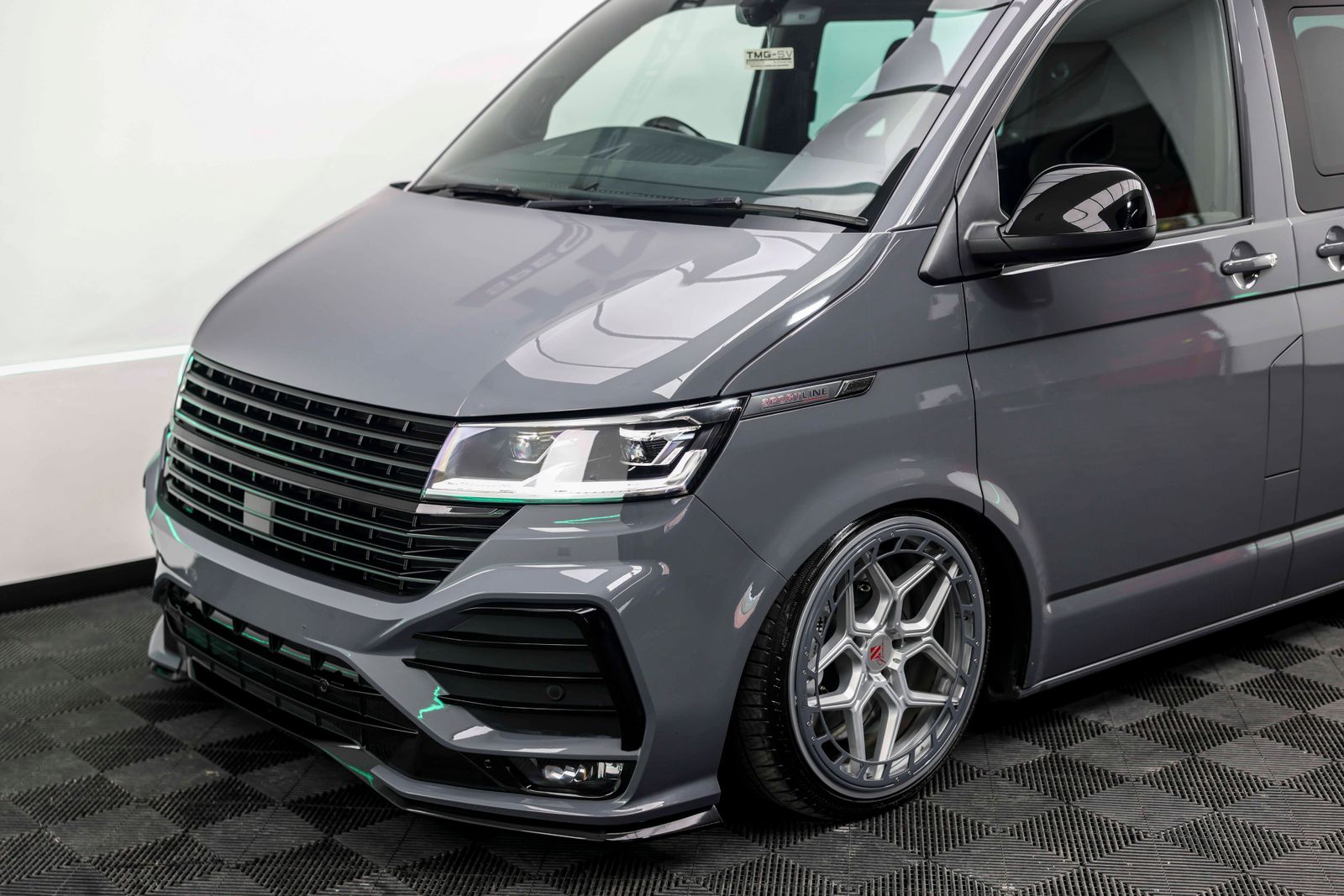 Volkswagen Transporter T6.1 2.0 BiTDI T32 Sportline Kombi Double Cab 5dr Diesel DSG FWD SWB Euro 6 (s/s) (204 ps) TMG R SHOWVAN 5dr Automatic 2026