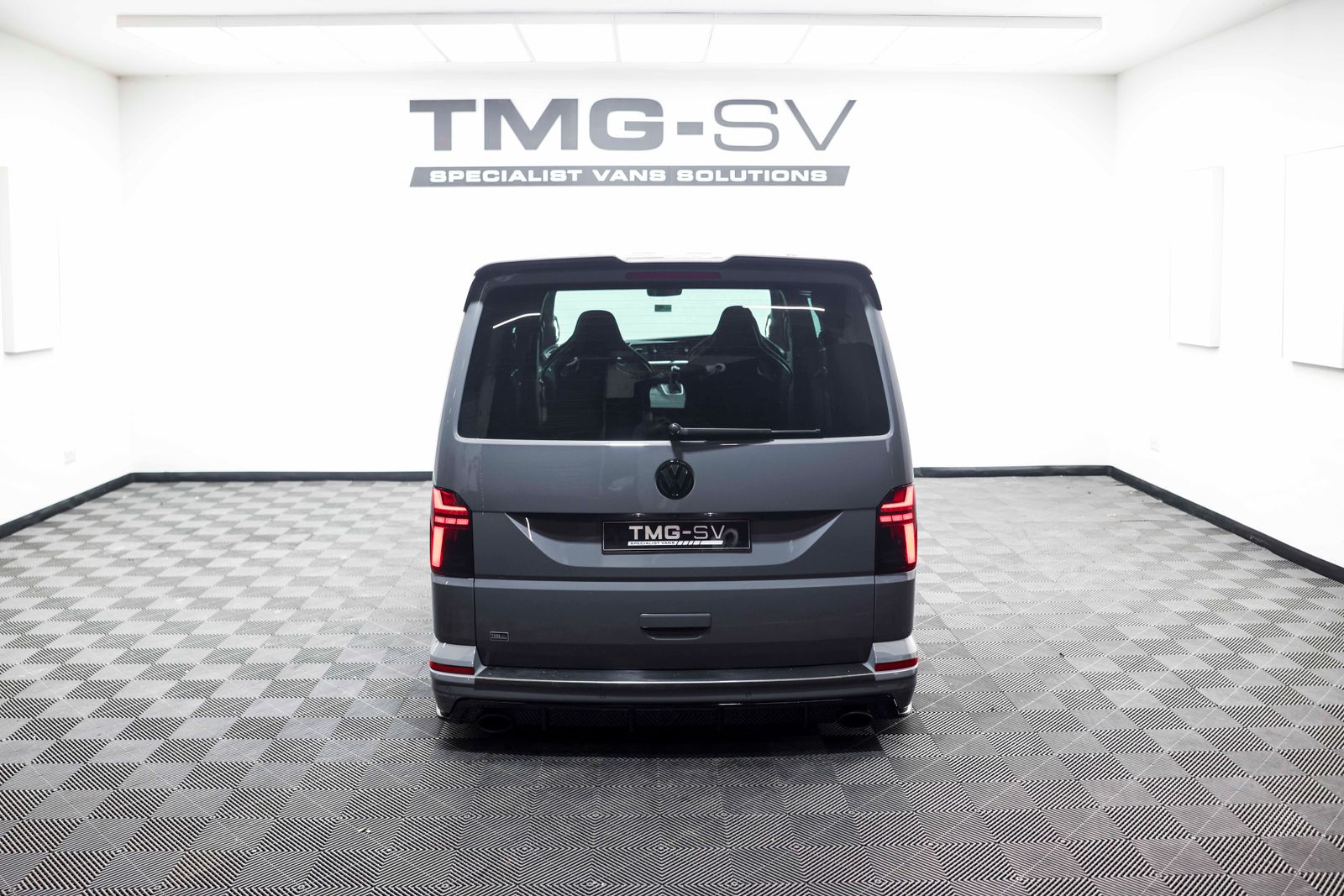 Volkswagen Transporter T6.1 2.0 BiTDI T32 Sportline Kombi Double Cab 5dr Diesel DSG FWD SWB Euro 6 (s/s) (204 ps) TMG R SHOWVAN 5dr Automatic 2026