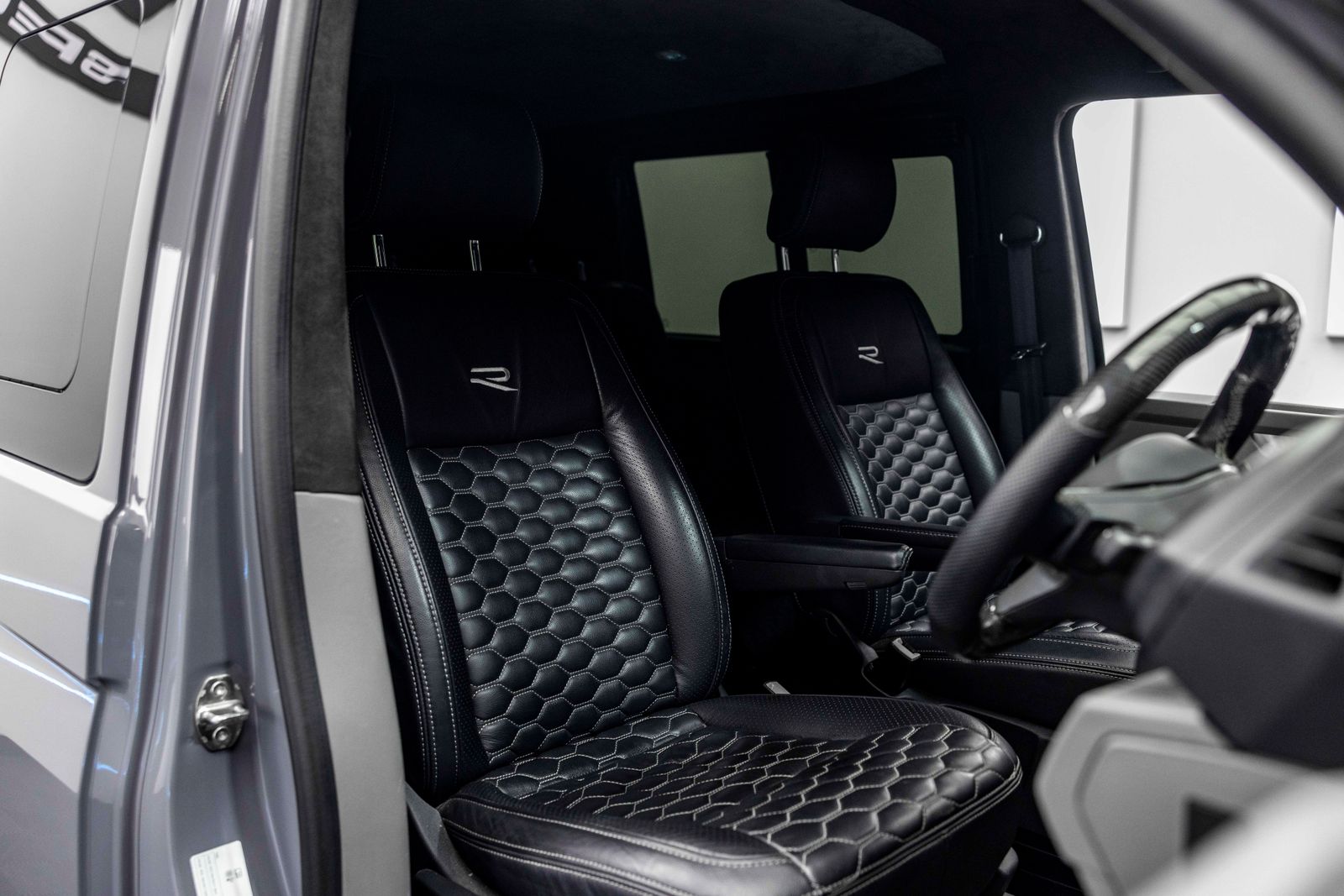 Volkswagen Transporter 2.0 TDI T32 Highline Kombi Double Cab 5dr Diesel DSG FWD SWB Euro 6 (s/s) (150 ps) 5dr Automatic 2026