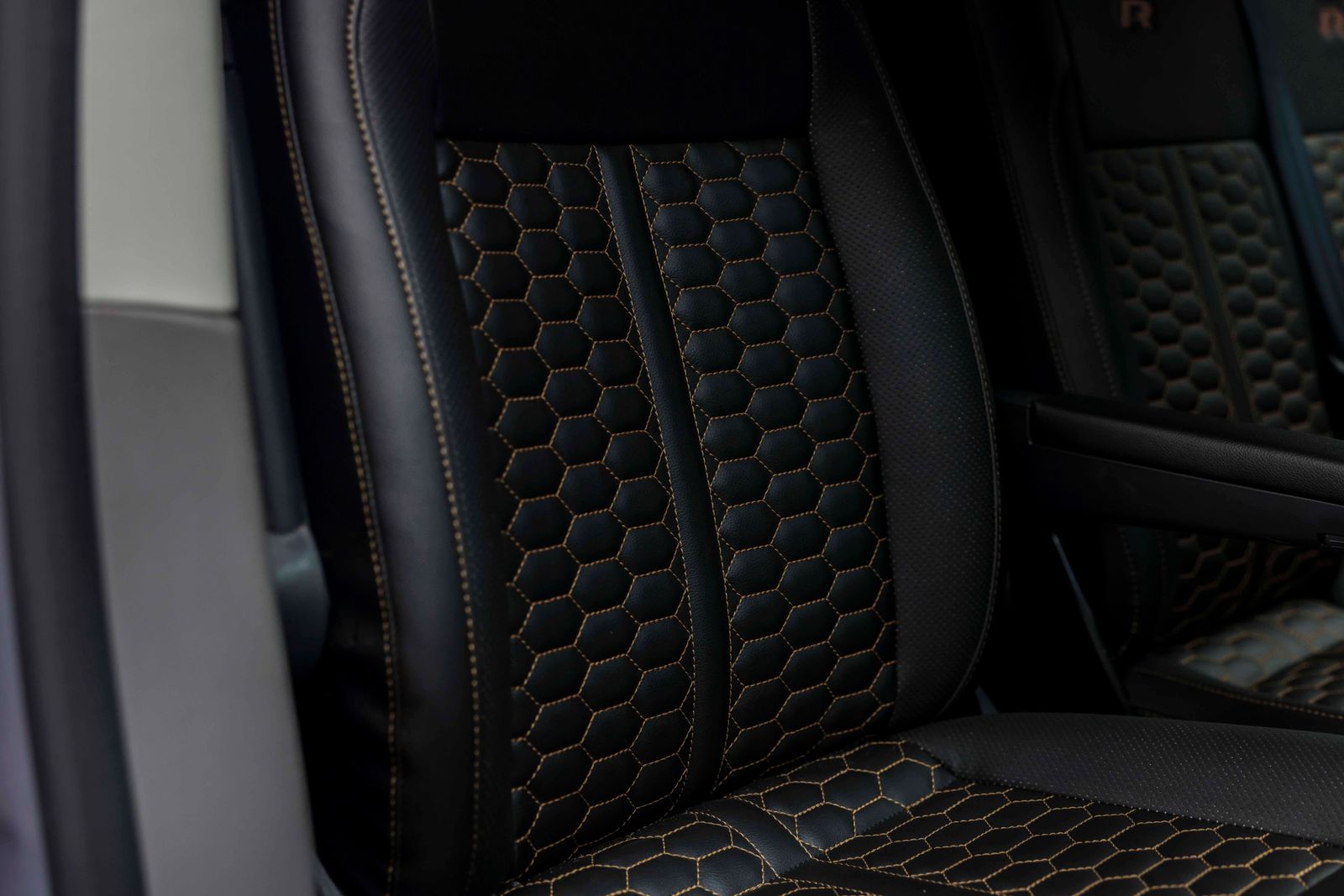 Volkswagen Transporter 2.0 TDI TRANSPORTER T28 Panel Van Diesel Manual FWD SWB Euro 6 TMG R 5dr Manual 2026