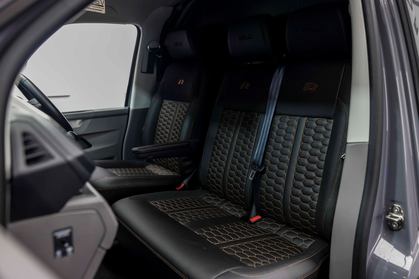 Volkswagen Transporter 2.0 TDI TRANSPORTER T28 Panel Van Diesel Manual FWD SWB Euro 6 TMG R 5dr Manual 2026