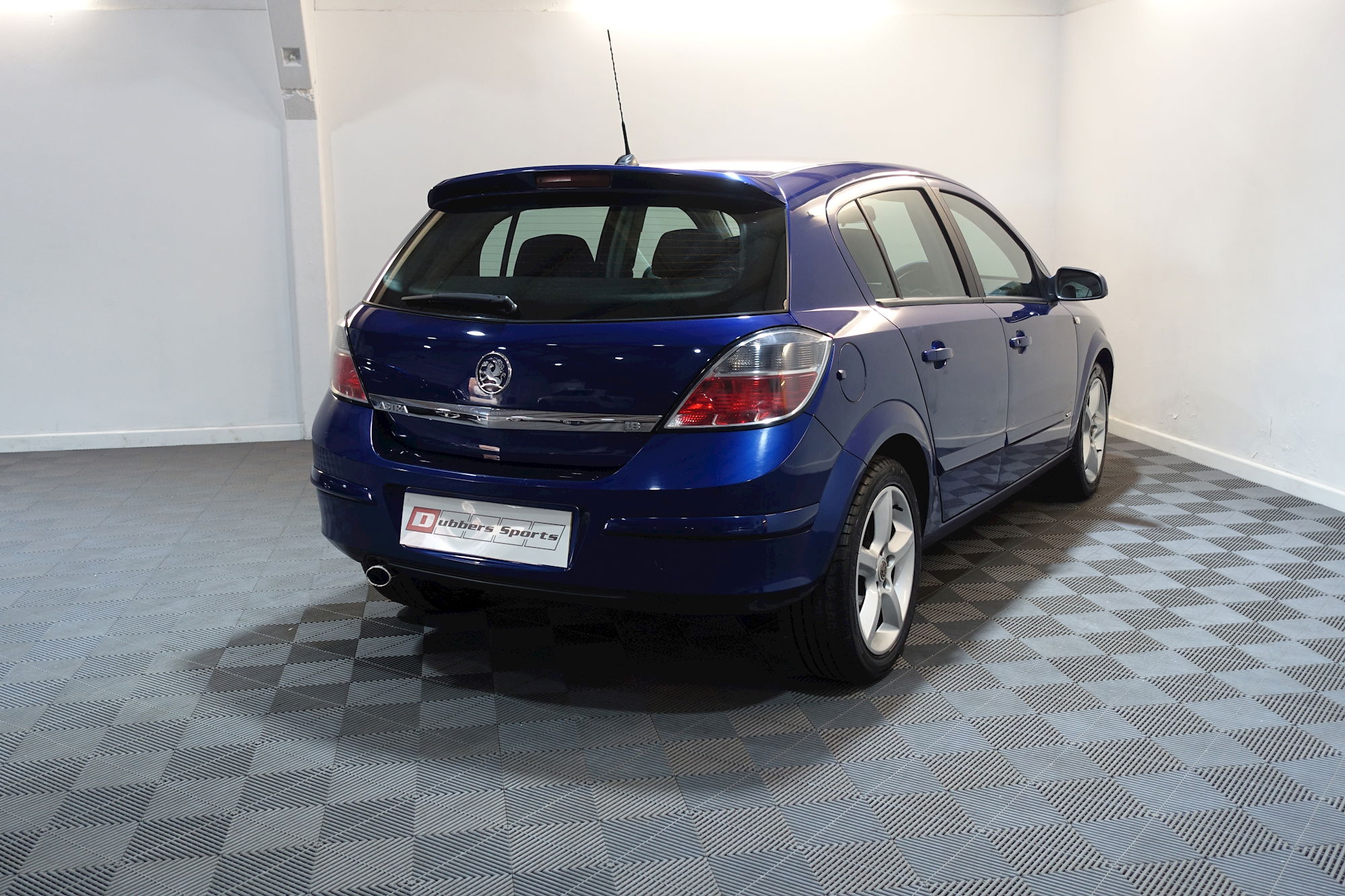 Opel Astra H 1.8 16V Salvage vehicle (2006, Blue)