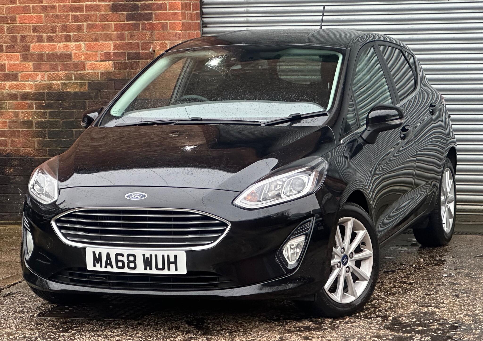 2018 Ford Fiesta 1.0T EcoBoost Titanium Euro 6 (s/s) 5dr, exterior view 2