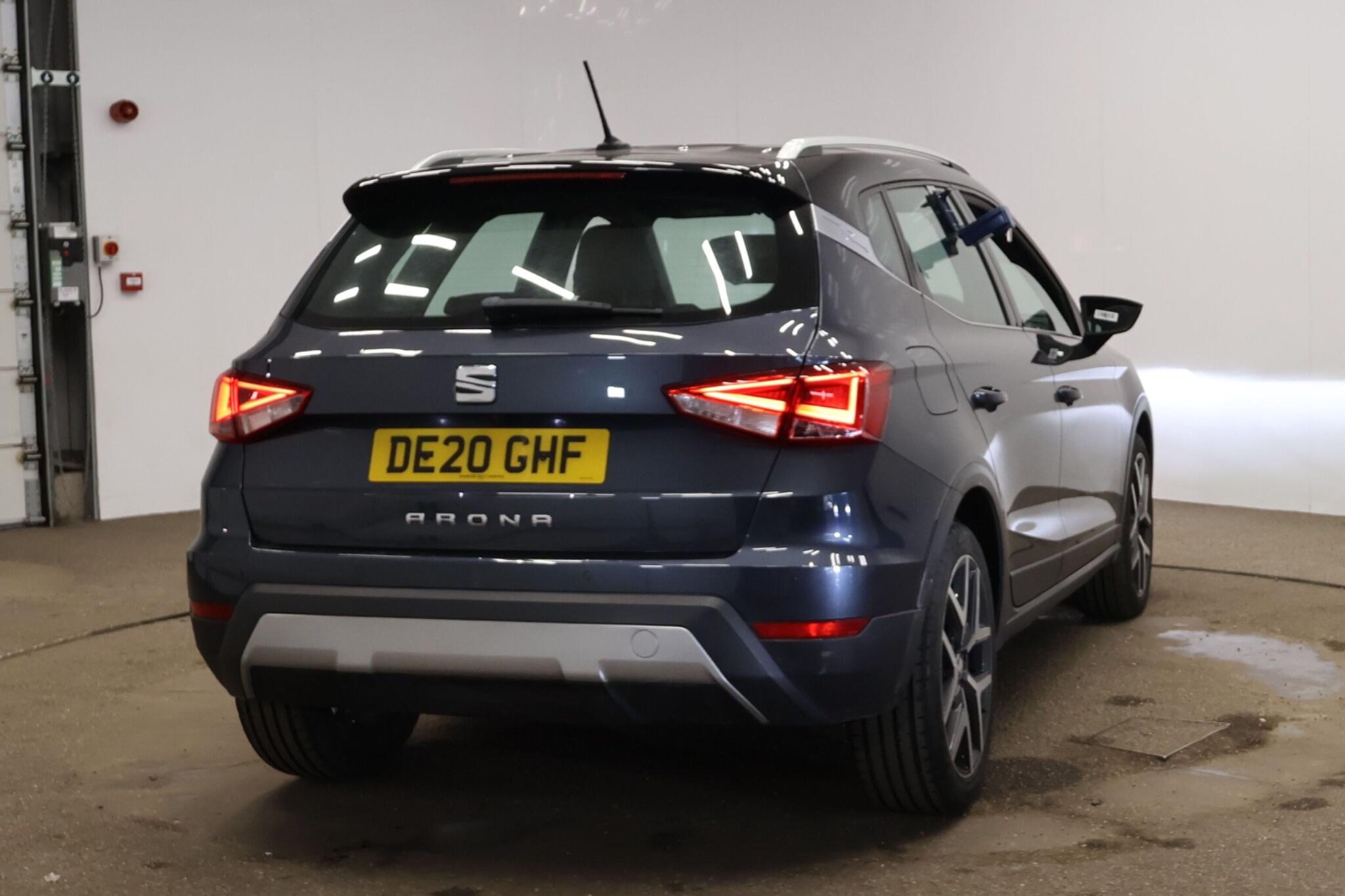 2020 SEAT Arona 1.0 TSI XCELLENCE Lux DSG Euro 6 (s/s) 5dr, exterior view 2