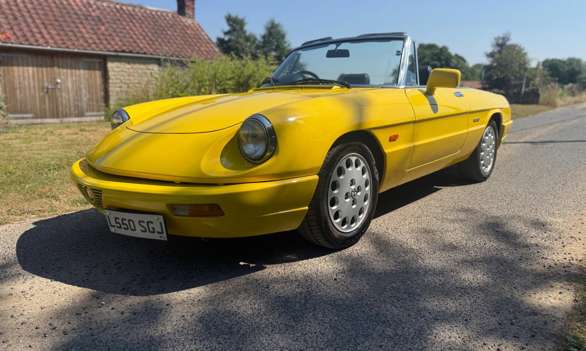 Alfa Romeo Spider 2.0 Convertible 2dr Petrol Manual (120 bhp)