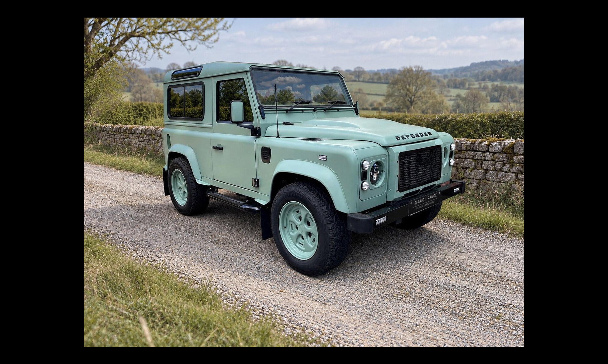 Land Rover Defender 90 2.2 TDCi XS Hard Top SUV 3dr Diesel Manual 4WD SWB Euro 5 (122 ps)