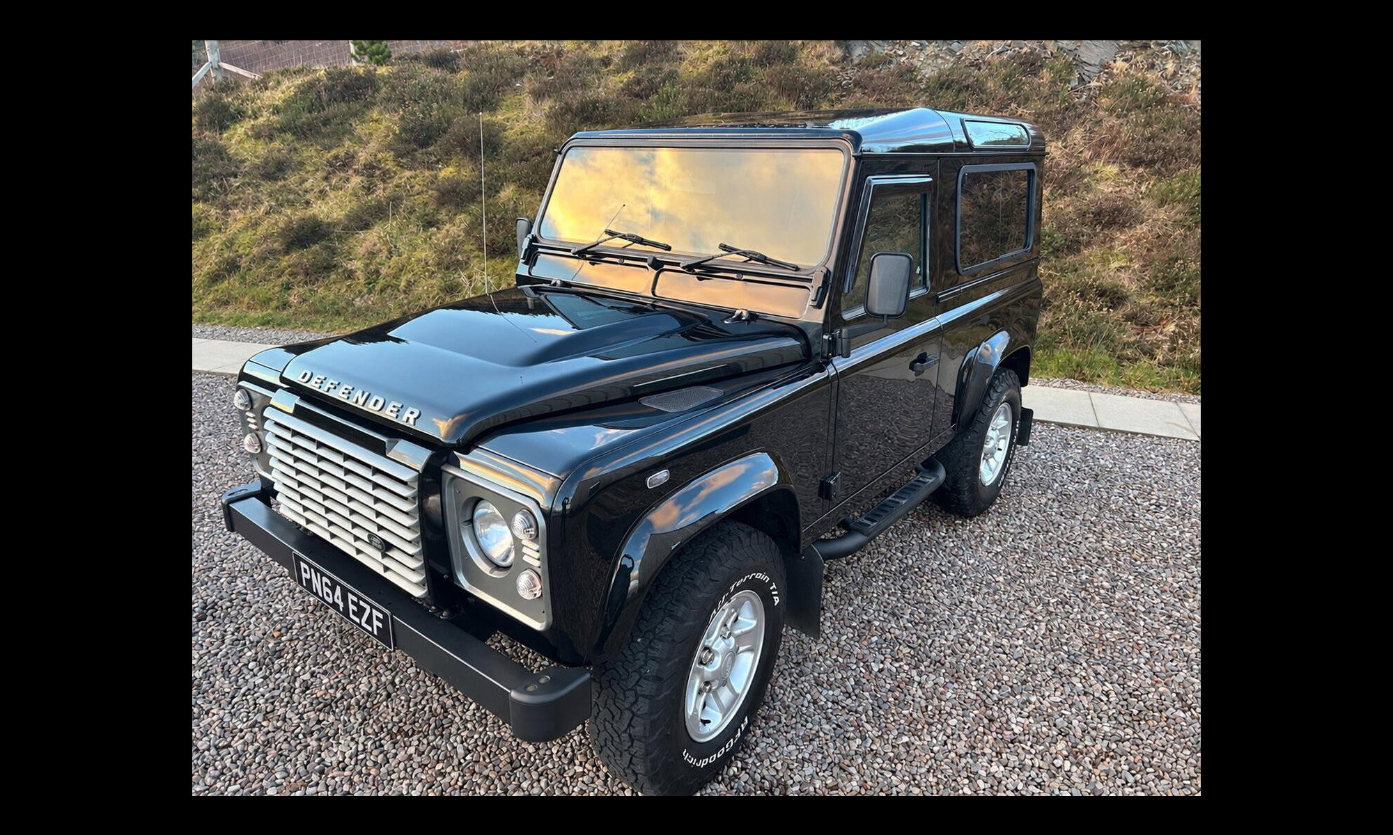 Land Rover Defender 90 2.2 TDCi XS Station Wagon 4WD SWB Euro 5 3dr