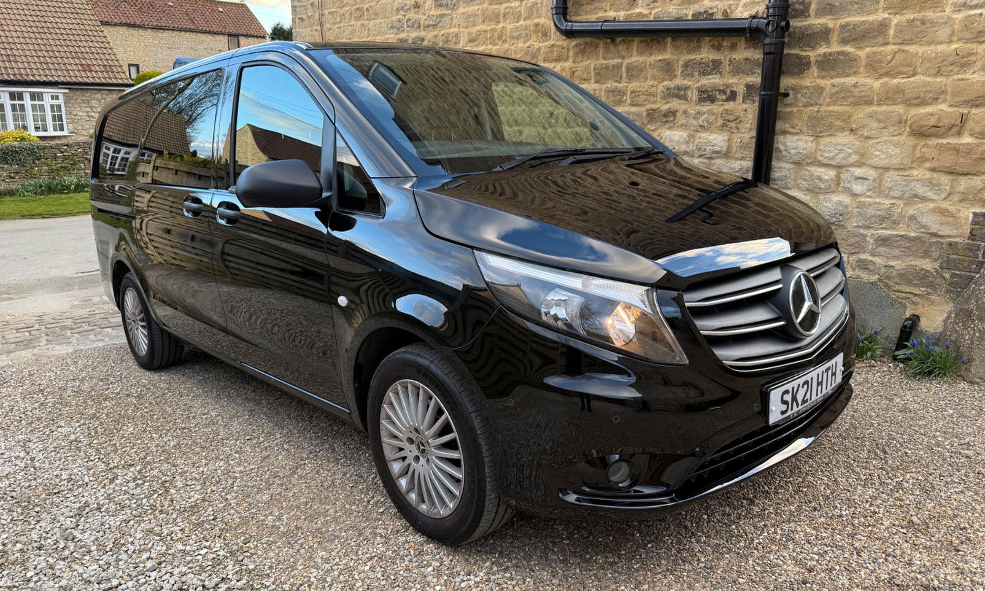 Mercedes-Benz Vito 2.0 116 CDI Premium Crew Van G-Tronic RWD L2 Euro 6 (s/s) 5dr (LWB)