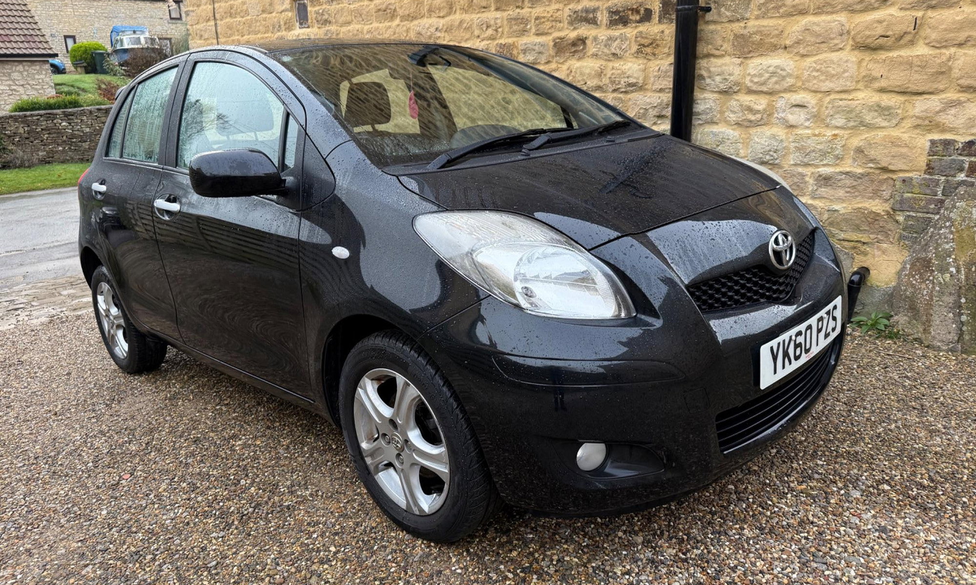 Toyota Yaris 1.33 Dual VVT-i TR Euro 4 (s/s) 5dr